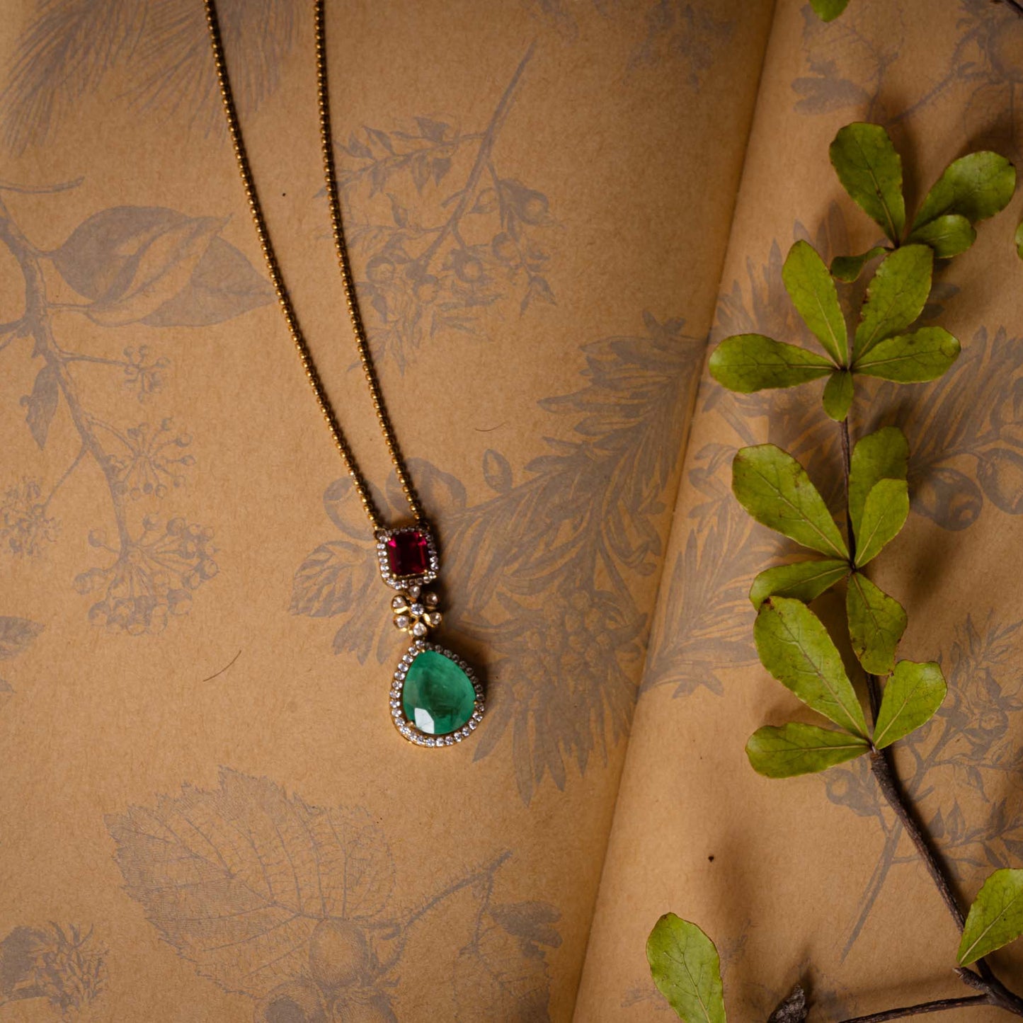 Polki Green Stone Chain