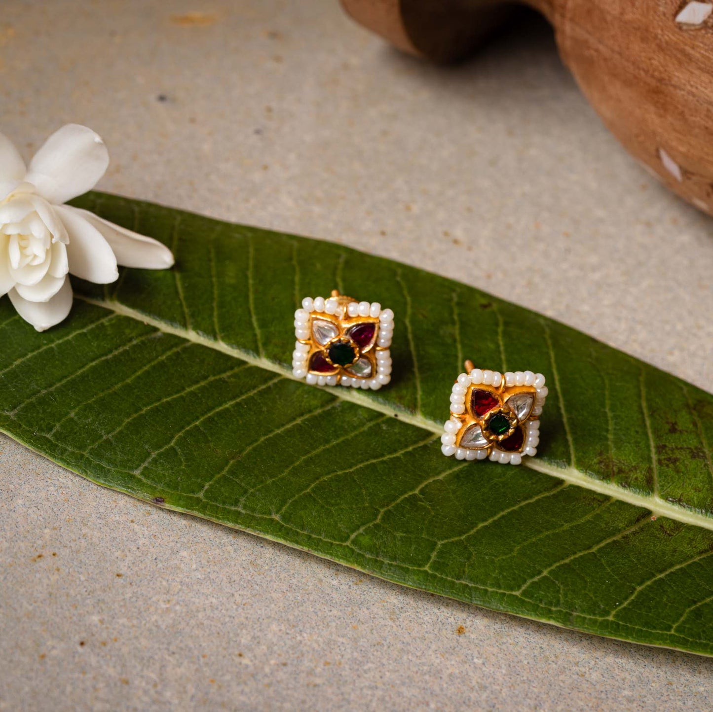 Kundan Mix Studs