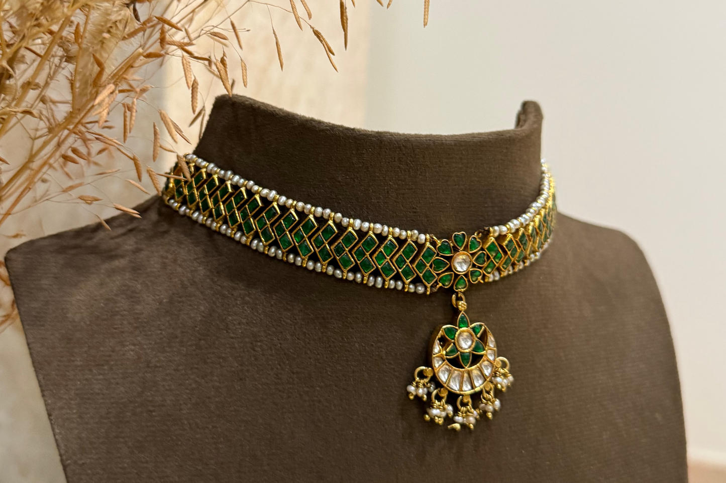 Green Kundan Choker