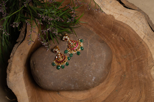 Floral Kundan Chandbalis