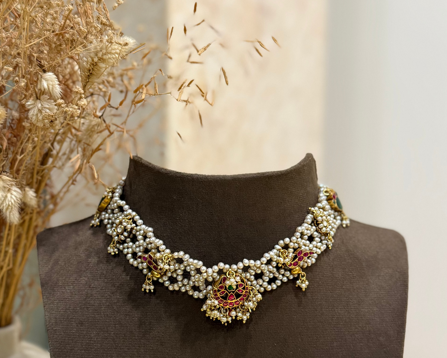 Pearl Choker with Kundan Motifs